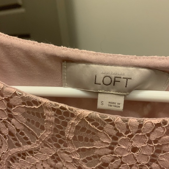 Ann Taylor LOFT Pink Blouse - Picture 2 of 2